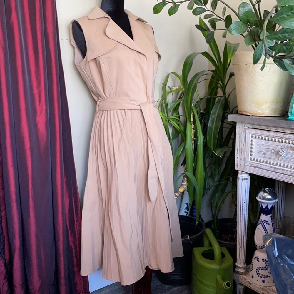 Katherine Kelly - Pleated Dress
